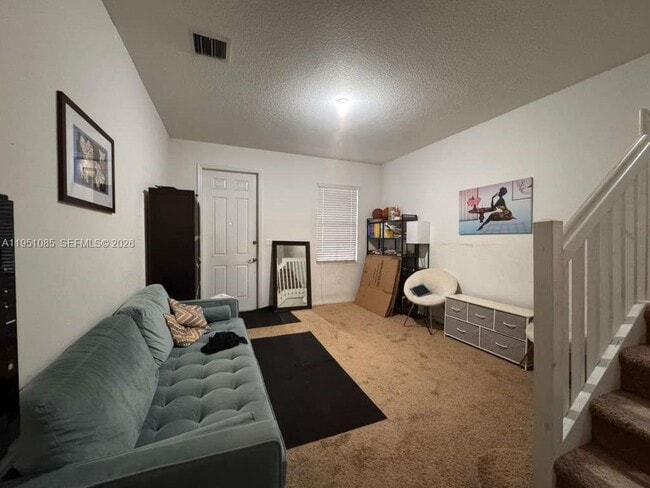 Building Photo - 772 NE 191st Ter