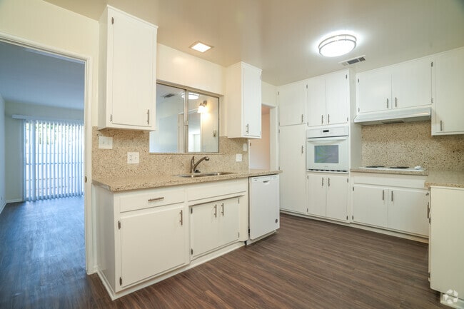 2BR, 2BA - 1387SF - Senior Apartments 62+ Catalina Gardens