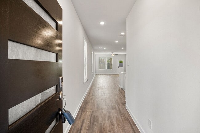 Building Photo - 21043 Armstrong County Dr