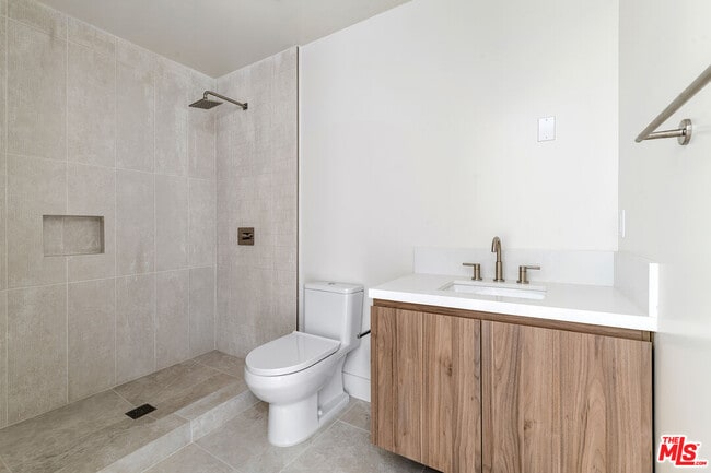 Building Photo - 3651 Regal Pl