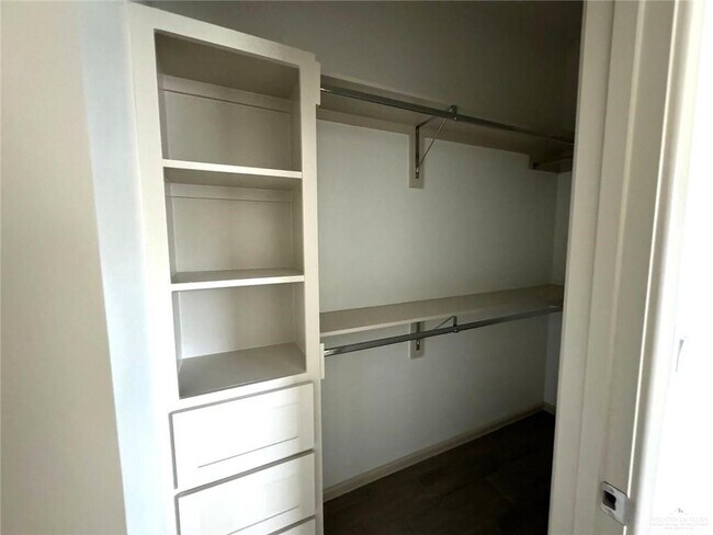 Building Photo - 12 N 58th St