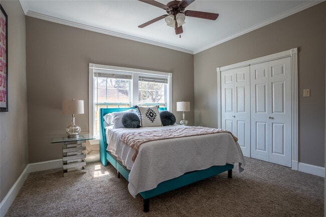 Building Photo - 802 Enid St