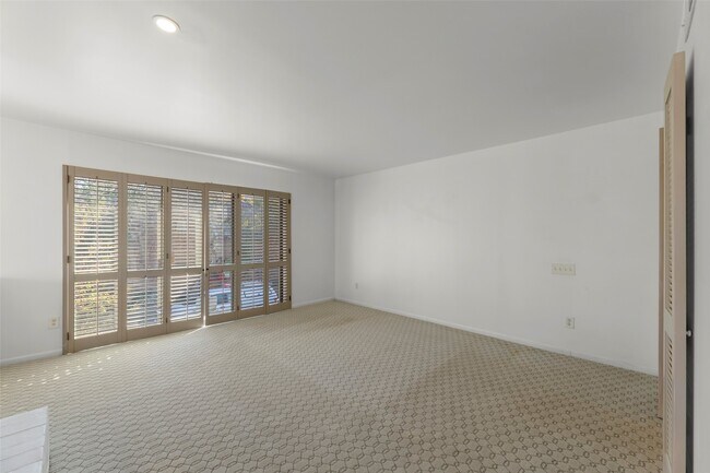 Building Photo - 1201 Autrey St