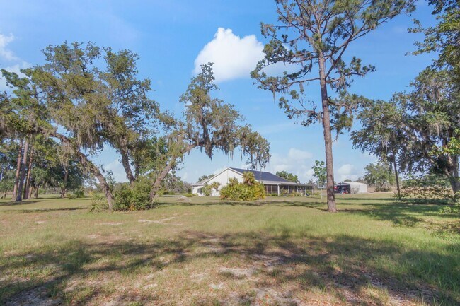 Building Photo - Ranch on 6 Acres