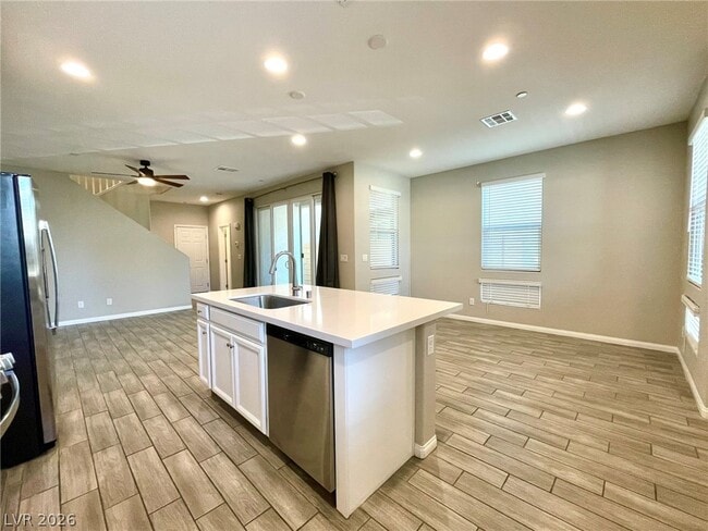 Building Photo - 702 Cottonwood Hl Pl