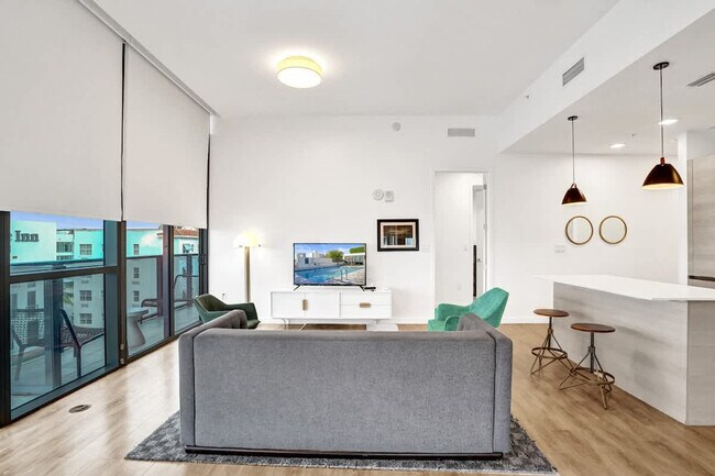 Building Photo - 1220 17th St