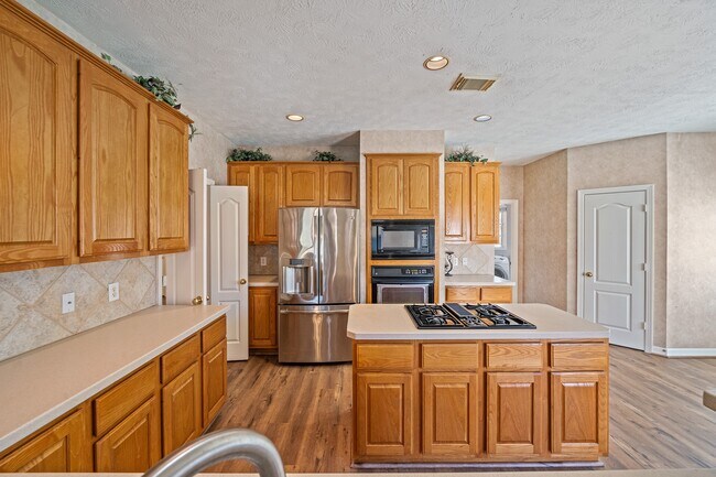 Building Photo - 9306 Lochflora Dr