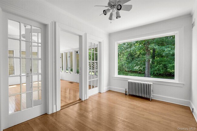 Building Photo - 121 Walworth Ave