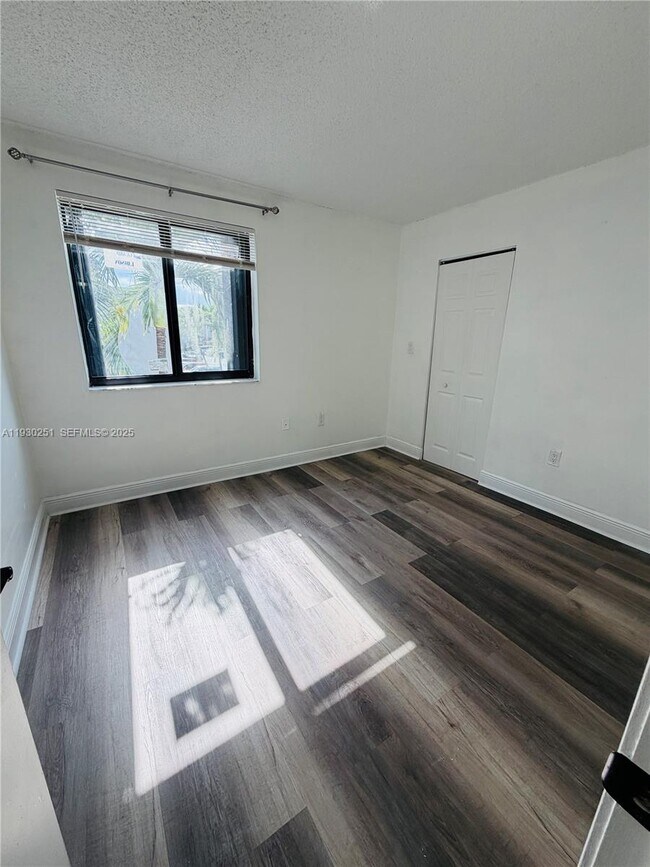 Building Photo - 10296 NW 9th St Cir