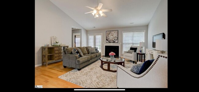 Building Photo - Wonderfully Updated Home with Neighborhood...