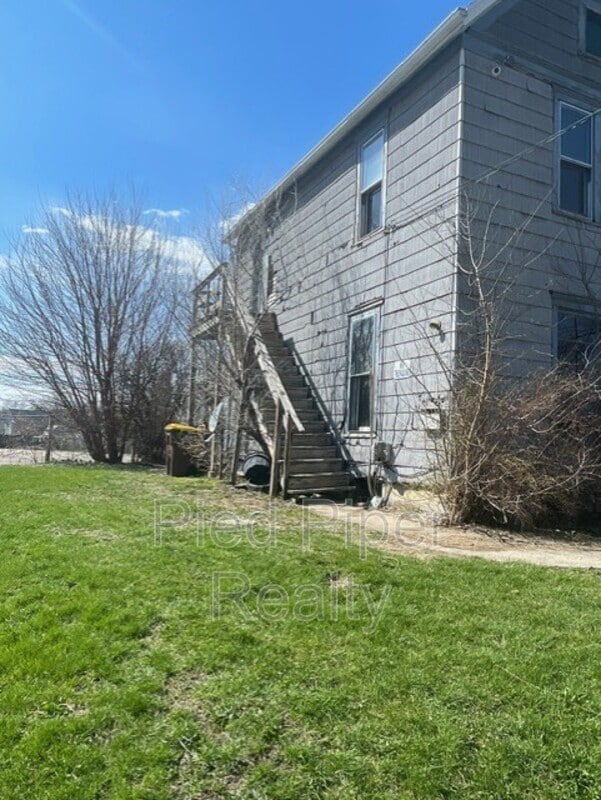 Building Photo - 434 1/2 S State Ave