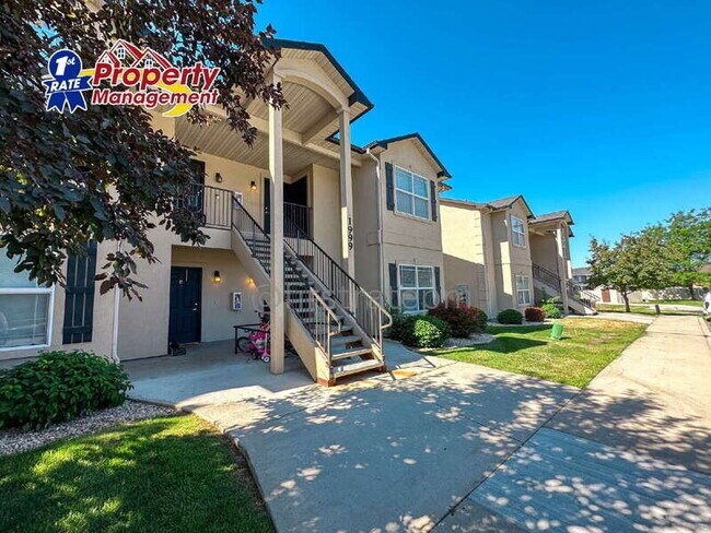 Building Photo - 1949 E Wilson Ln