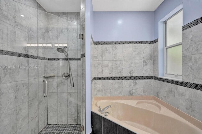 Building Photo - 1251 Hayes St