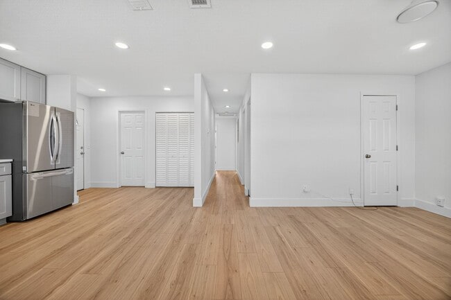 Building Photo - Completely Remodeled 3-Bedroom Home in Atl...