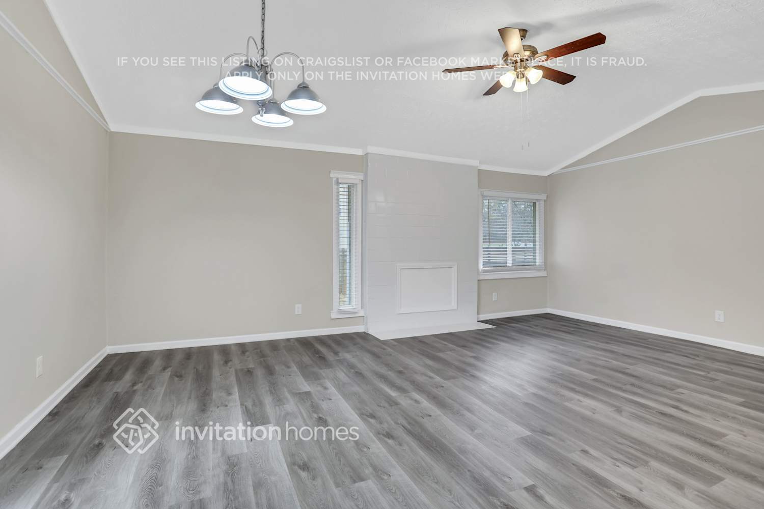 Building Photo - 565 Lakeridge Cir SE