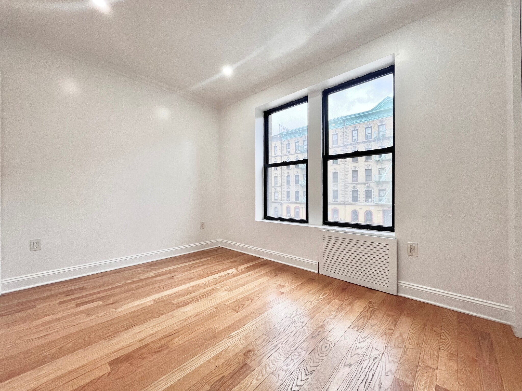 Building Photo - 125 Sherman Ave