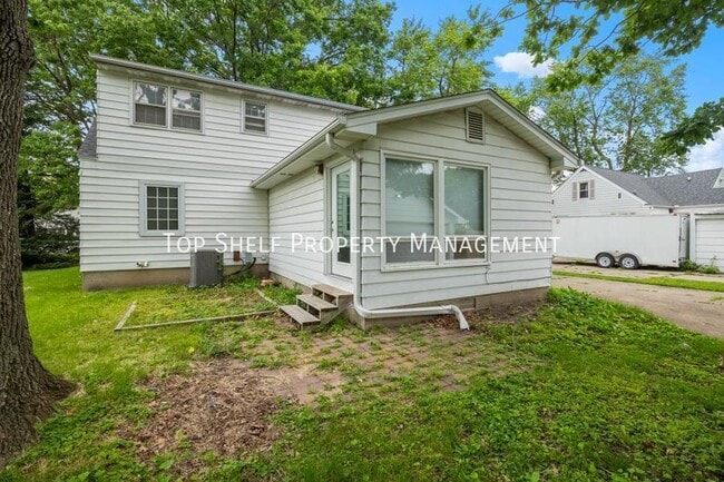Building Photo - 3609 56th St