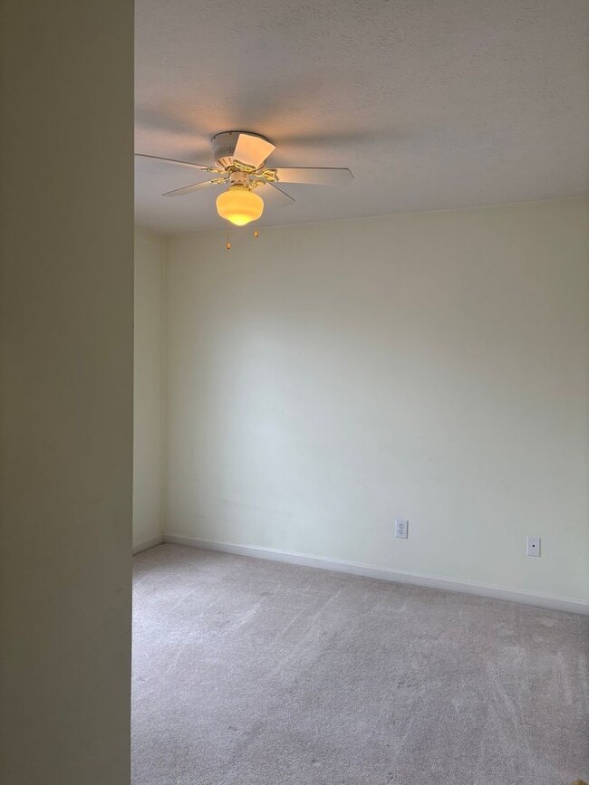 Building Photo - 3465 S Oaklawn Cir