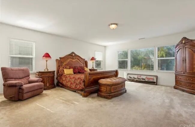 Building Photo - 36395 Pistachio Dr