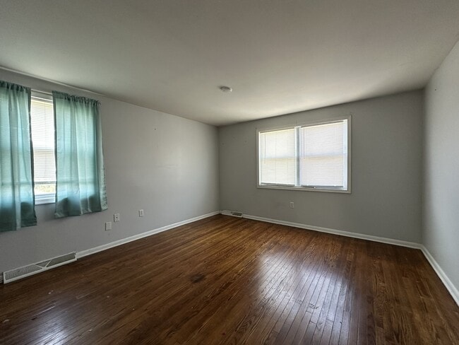 Building Photo - 1522 Princess Anne Dr