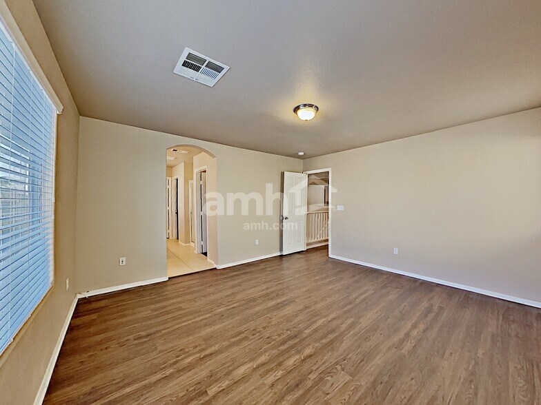 Building Photo - 8116 Stonyford Ct