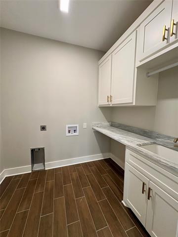 Building Photo - 2713 Stone Briar Dr