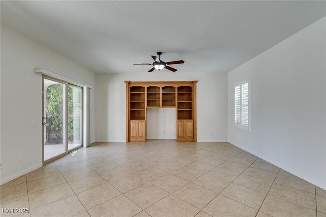 Building Photo - 11933 Orense Dr