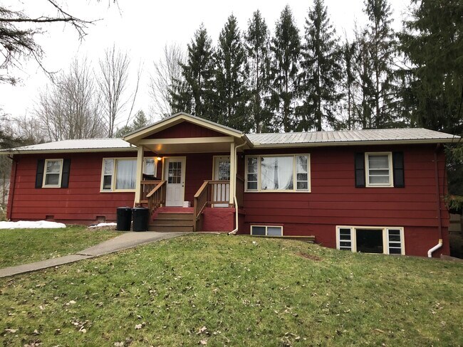 Primary Photo - 174 Kendall Ave