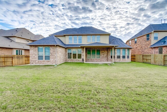 Building Photo - 10307 Latta Creek Dr
