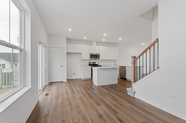 Building Photo - 14934 Dyer Ln