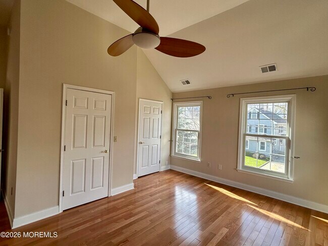 Building Photo - 82 3rd St