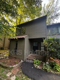 Building Photo - 9629 Groundhog Dr