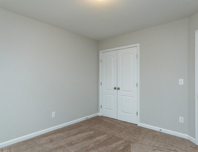 Building Photo - 2424 Kings Cross Ct