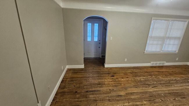 Building Photo - 3713 Gratiot Ave