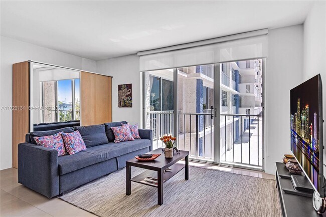 Building Photo - 800 West Ave