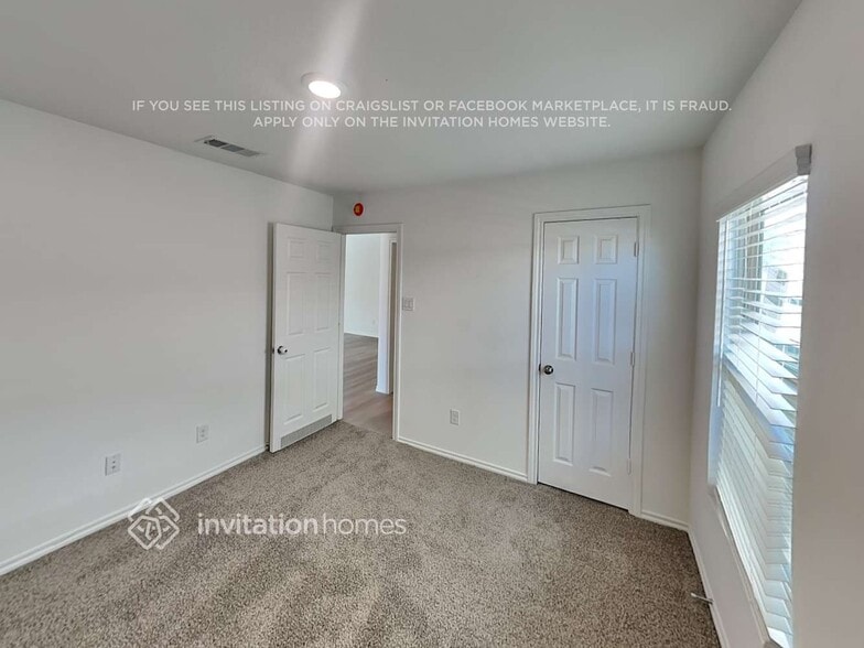 Building Photo - 18734 Faustina Way