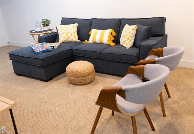 Building Photo - 163 Morrison Ave