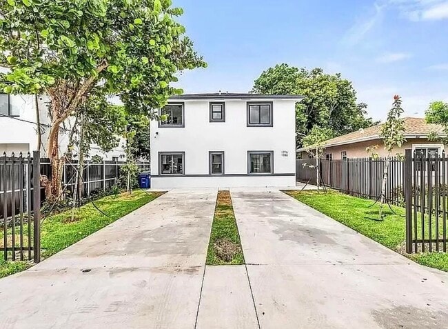 Building Photo - 1780 NW 68th Terrace