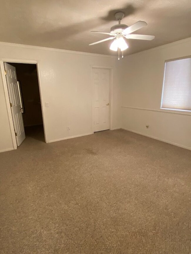 Building Photo - COMING SOON! 4Br/2Ba; Large Yards w/Trees!