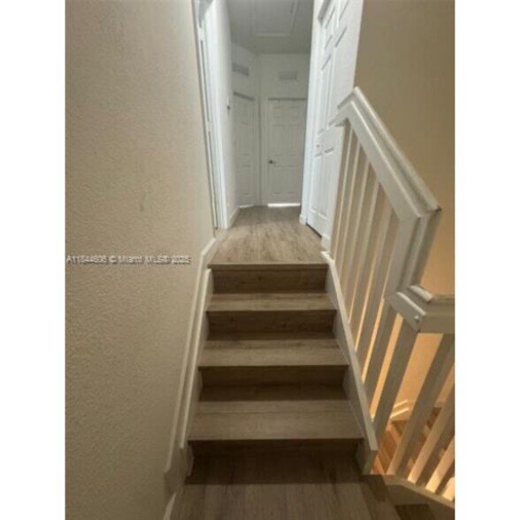 Building Photo - 10620 NW 88th St