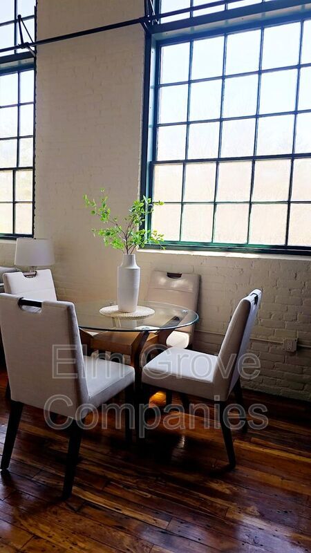 Building Photo - 169 Sunapee St