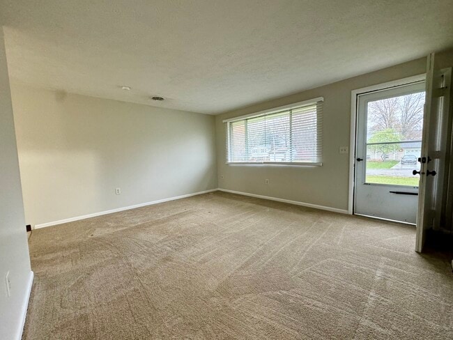 Building Photo - 7417 Rob St NW