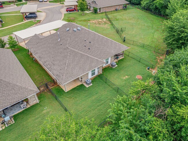 Building Photo - 5700 Campbell Creek Dr