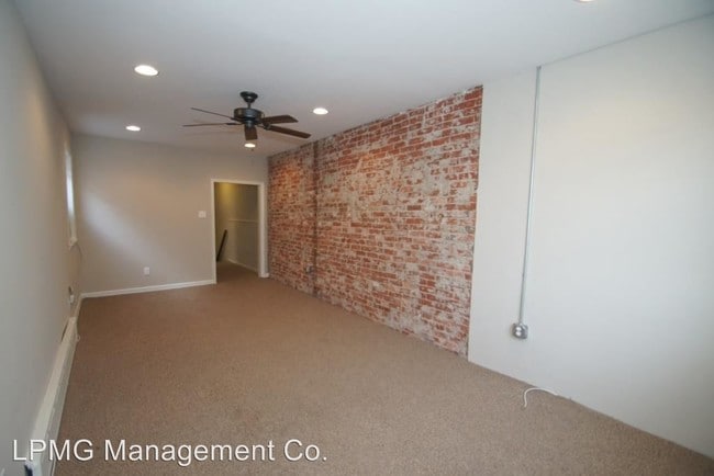 Building Photo - 1544 McKean St