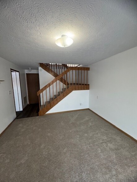 Building Photo - 1242 Schneiders Crossing Rd NW