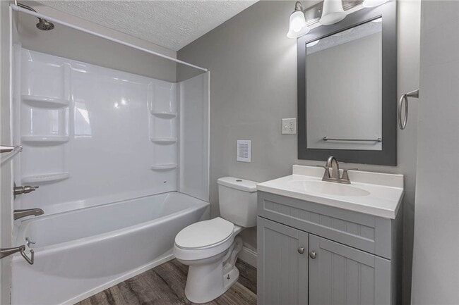 Building Photo - 539 S Monroe St