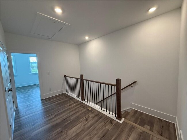 Building Photo - 1716 Gunnin Trce NW