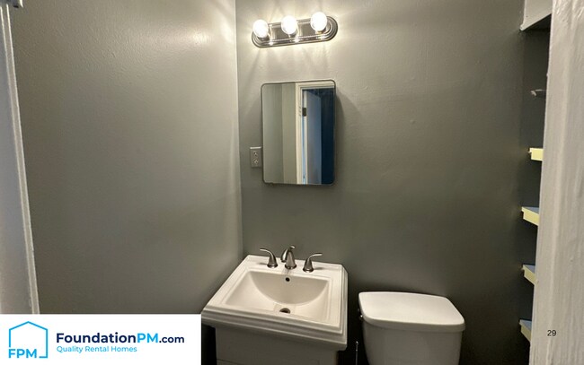 Building Photo - 3767 Philsdale Ave