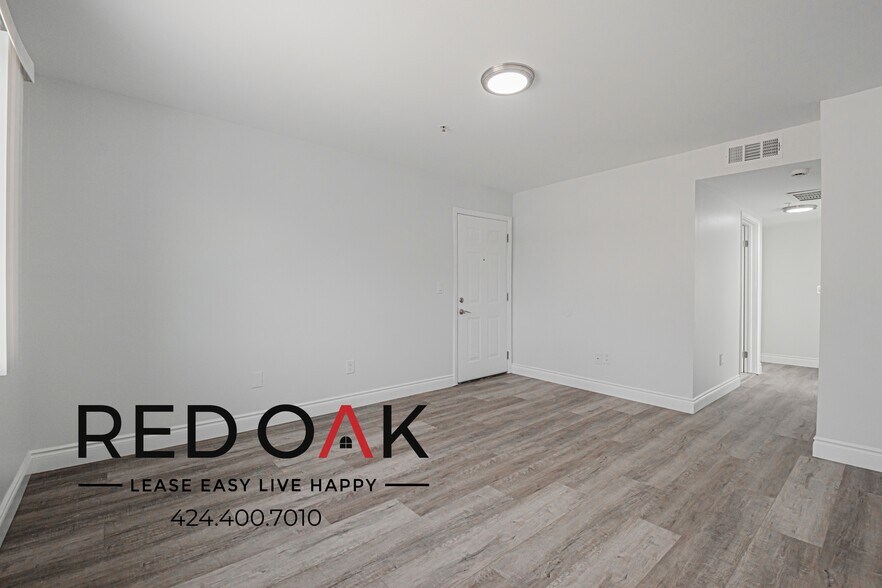 Building Photo - 6853 Agnes Ave