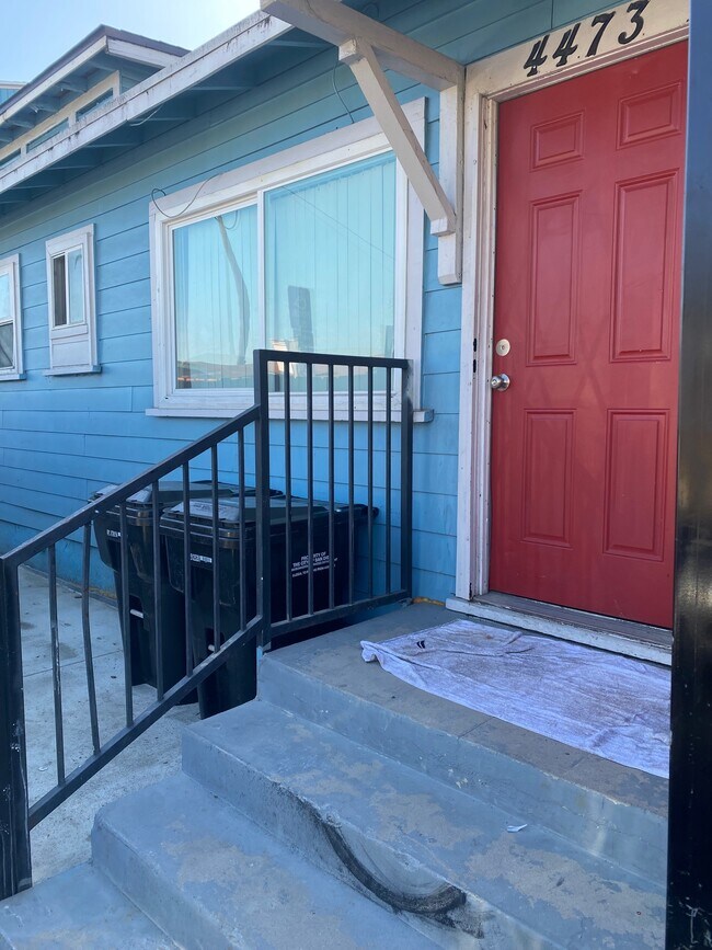 Building Photo - 4477 Polk Ave